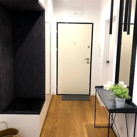 Apartaments Airport Okecie Premium Warsaw Exterior photo