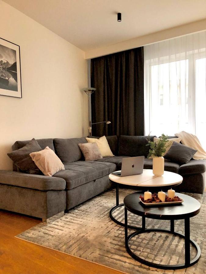 Apartaments Airport Okecie Premium Warsaw Exterior photo