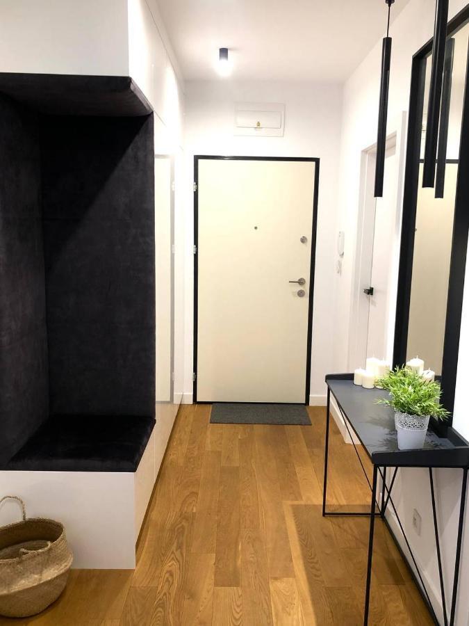Apartaments Airport Okecie Premium Warsaw Exterior photo
